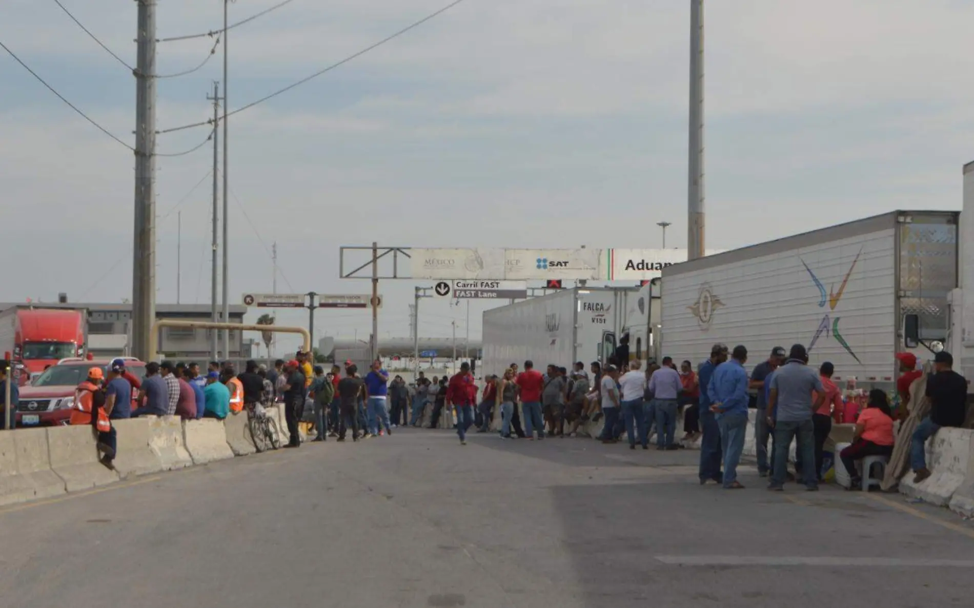 Protestan traileros en el Puente Reynosa-Pharr | Jaime Jiménez 